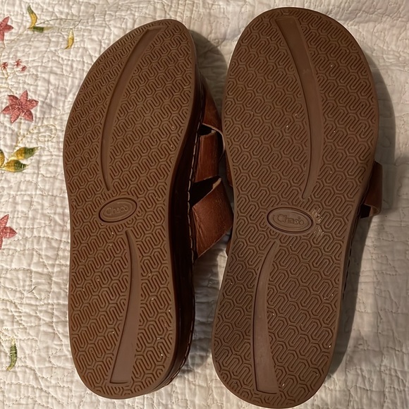 Chaco sandals size 8 - Picture 2 of 4